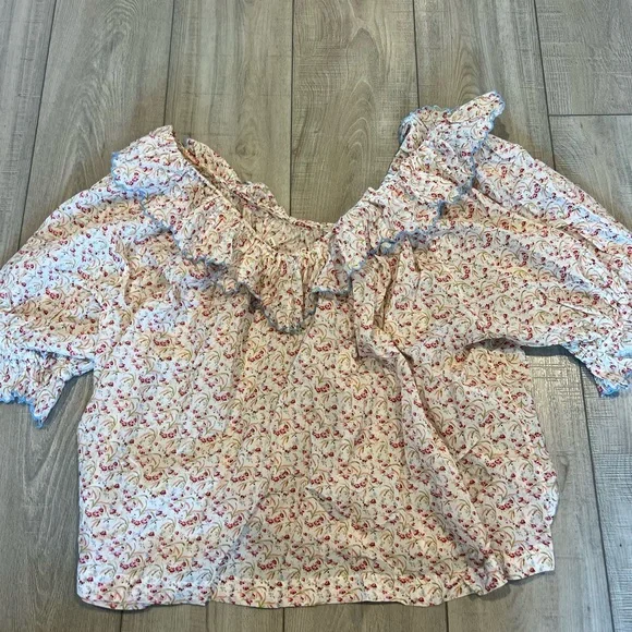 Doen Cream Ruffled Puff Sleeve Blouse - Picture 7 of 11